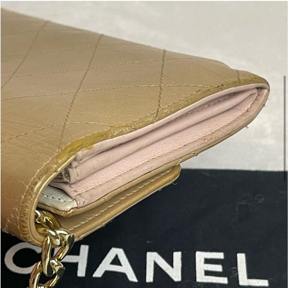 CHANEL Vintage Calf Skin Diamond Stitch CC Logo Long Flap Wallet On A Chain - Picture 6 of 14